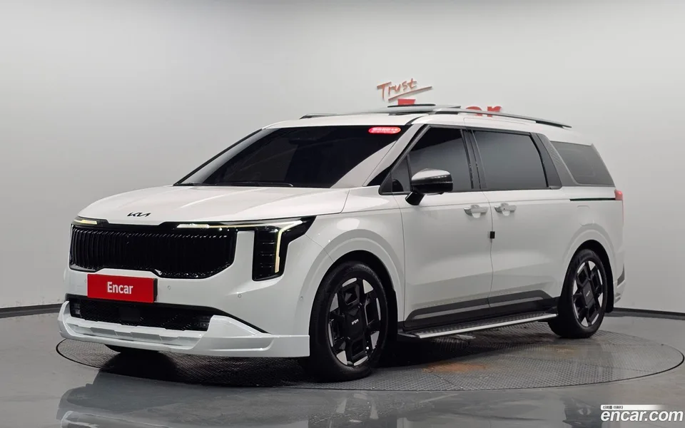 Kia Carnival 9 2024 — photo 1, buy with delivery to Moscow