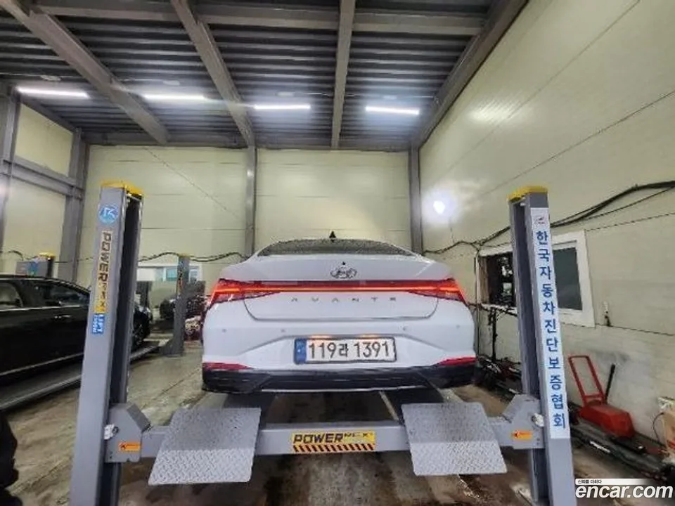 Hyundai Avante 1.6 2022 — thumbnail 2