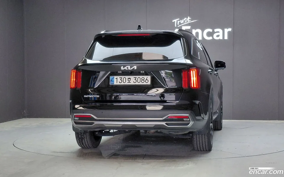 Kia Sorento 2.5T 2WD 2023 — миниатюра 4