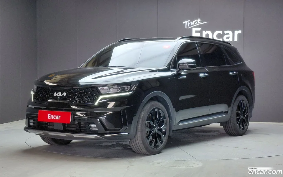 Kia Sorento 2.5T 2WD 2023 — фото 1, купить с доставкой в Москву