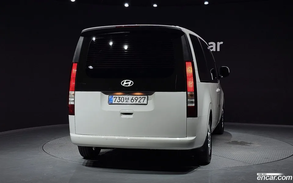 Hyundai Staria 11 2025 — миниатюра 4
