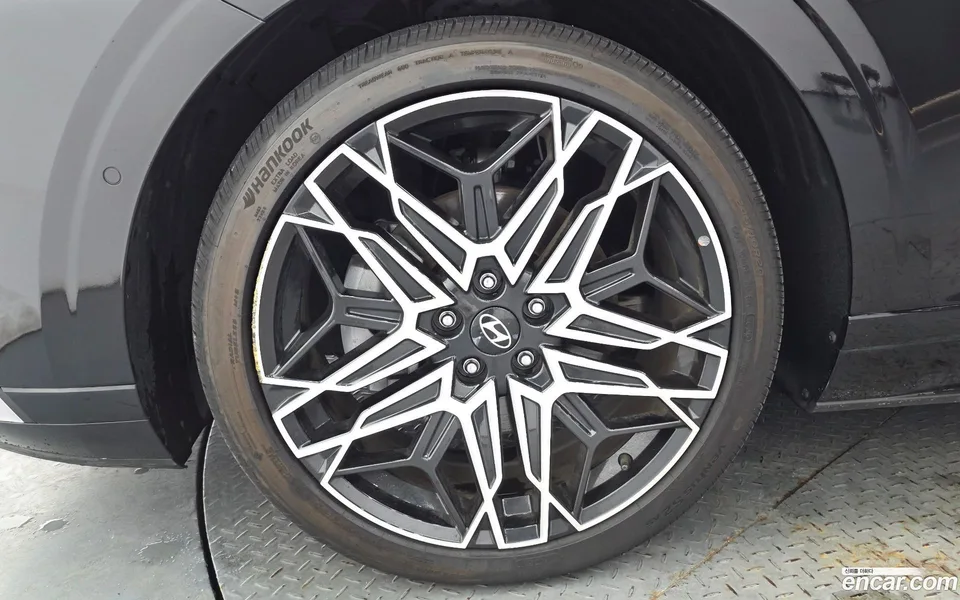 Hyundai Grandeur 2.5 2WD 2025 — thumbnail 2