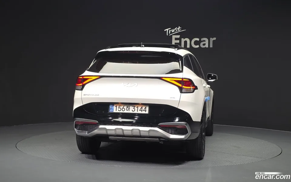 Kia Sportage Hybrid 2WD 2022 — thumbnail 4