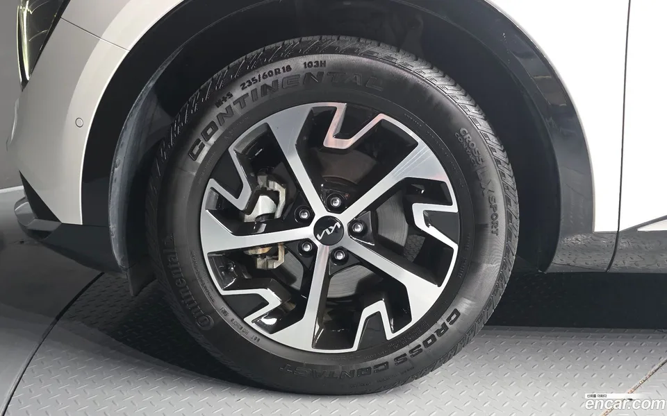 Kia Sportage Hybrid 2WD 2022 — thumbnail 5
