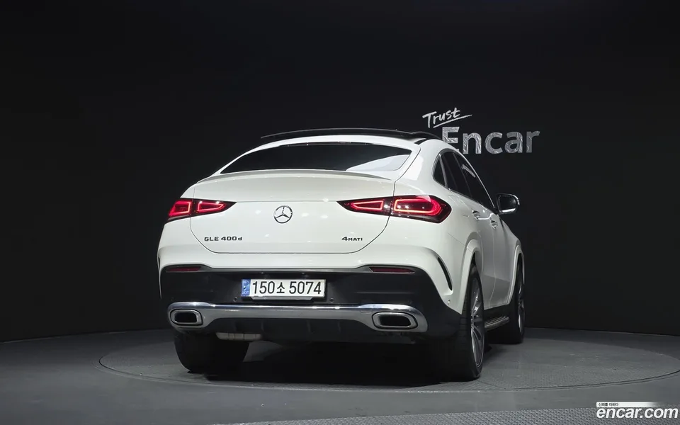 Mercedes-Benz GLE-Class GLE400d 4MATIC 2023 — thumbnail 4