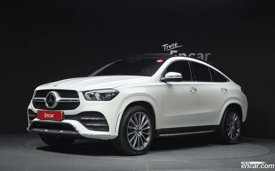 Mercedes-Benz GLE-Class GLE400d 4MATIC 2023 — photo 1, buy with delivery to Moscow