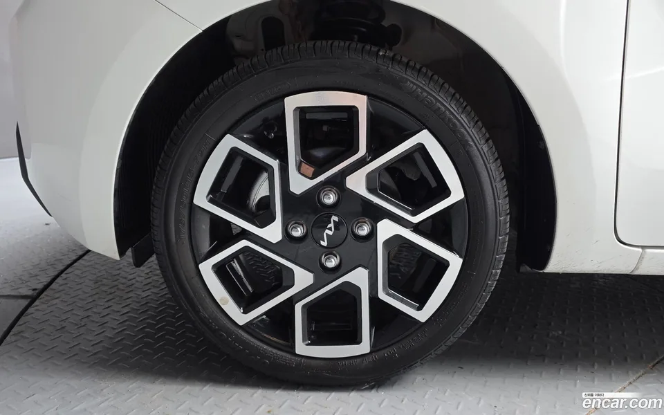 Kia Ray 2025 — thumbnail 2