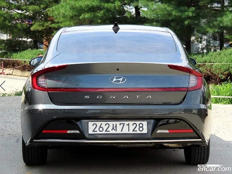 Hyundai Sonata 2.0 2022 — thumbnail 4