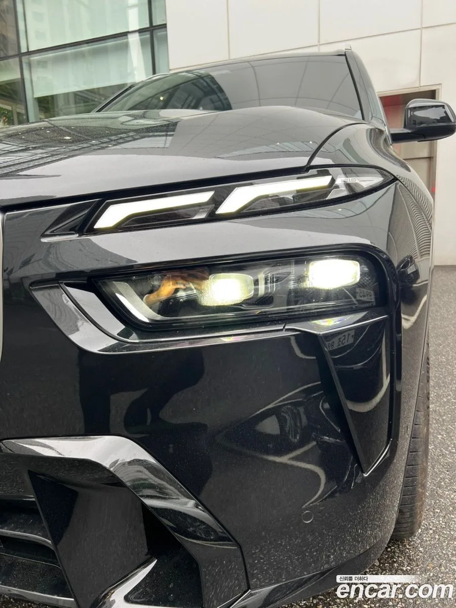 BMW X7 xDrive 40i M 6 2026 — photo 1, buy with delivery to Moscow