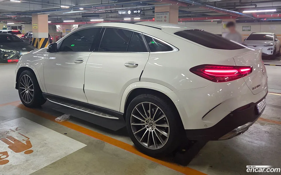 Mercedes-Benz GLE-Class 2023