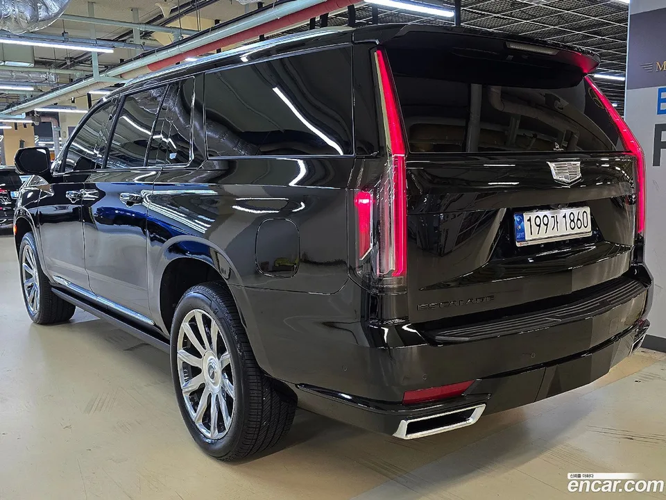 Cadillac Escalade 6.2 ESV 2022 — thumbnail 2