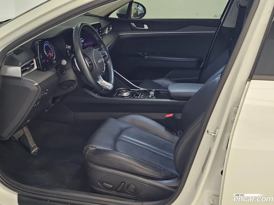 Kia K5 2.0 2023 — миниатюра 2