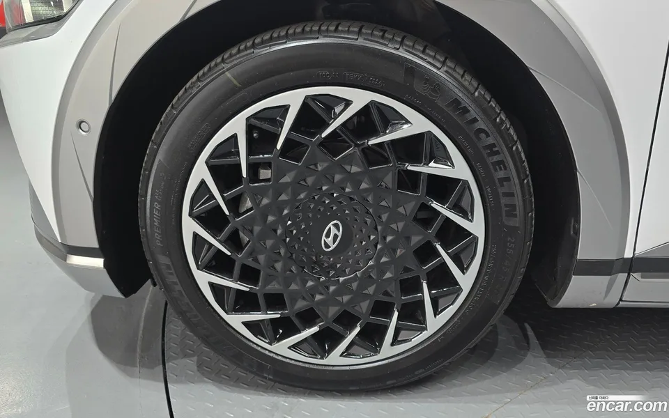 Hyundai Ioniq 5 2022 — thumbnail 5