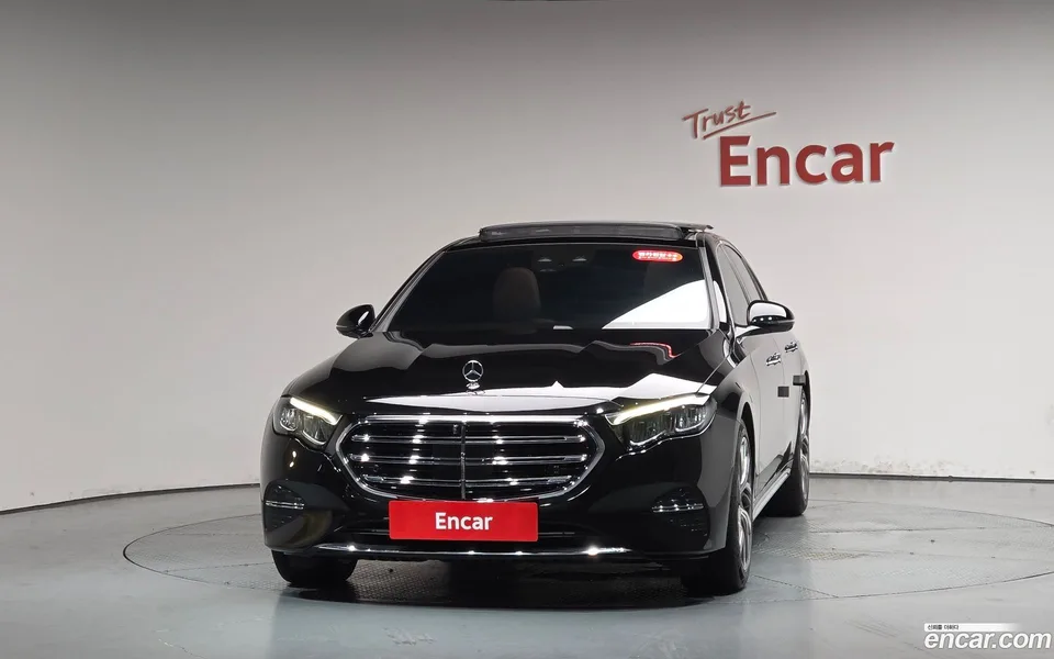 Mercedes-Benz E-Class E220d 4MATIC 2024 — thumbnail 3