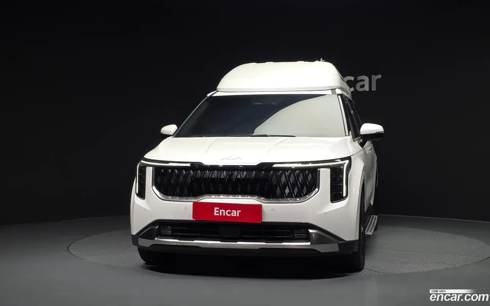 Kia Carnival 7 2024 — thumbnail 3