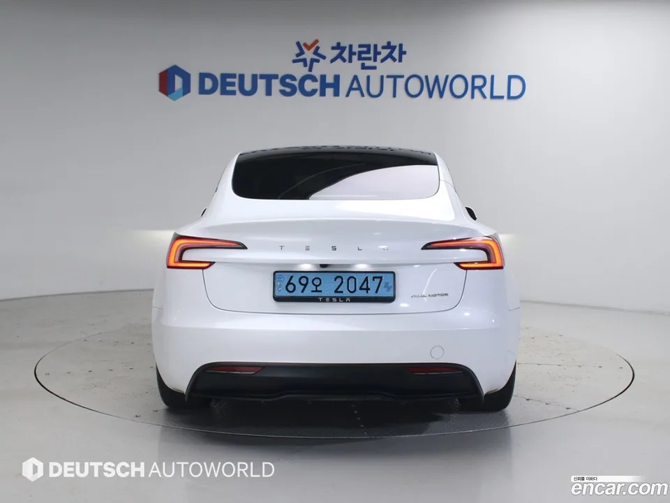 Tesla Model 3 AWD 2024 — thumbnail 4