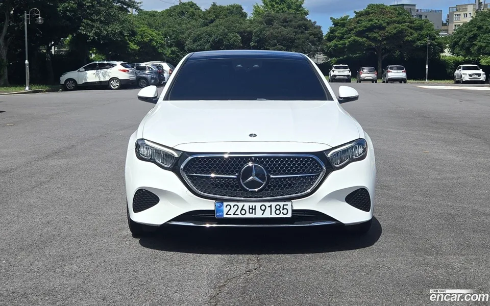 Mercedes-Benz E-Class E200 2026 — photo 1, buy with delivery to Moscow