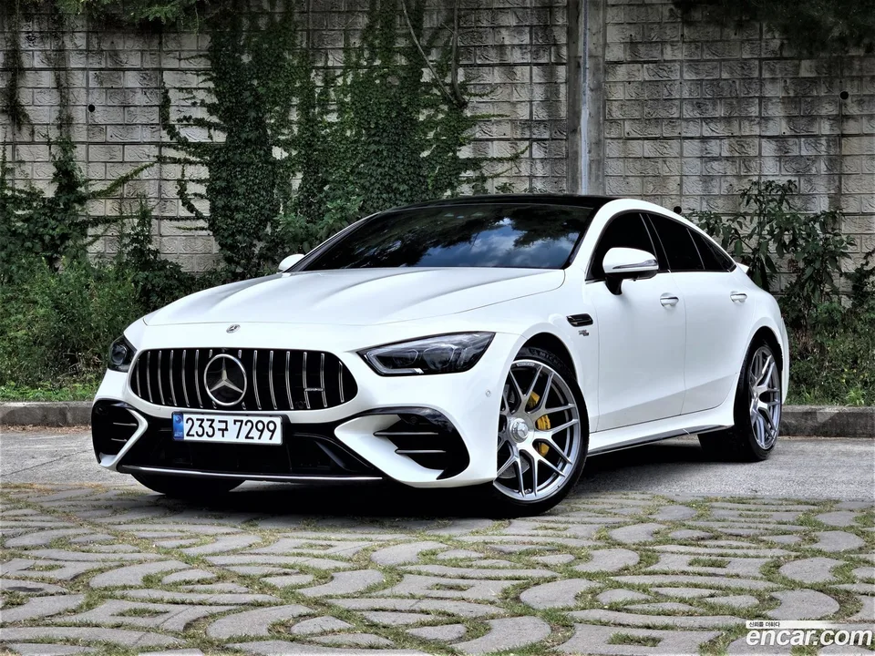 Mercedes-Benz AMG GT 4 43 4MATIC+ 2023 — photo 1, buy with delivery to Moscow