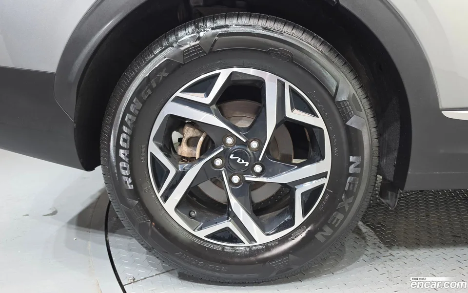 Kia Sportage 2.0 4WD 2023 — миниатюра 5