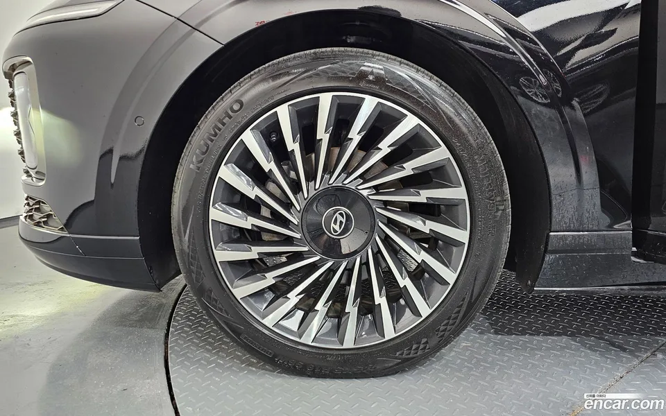 Hyundai Grandeur Hybrid 2023 — thumbnail 5