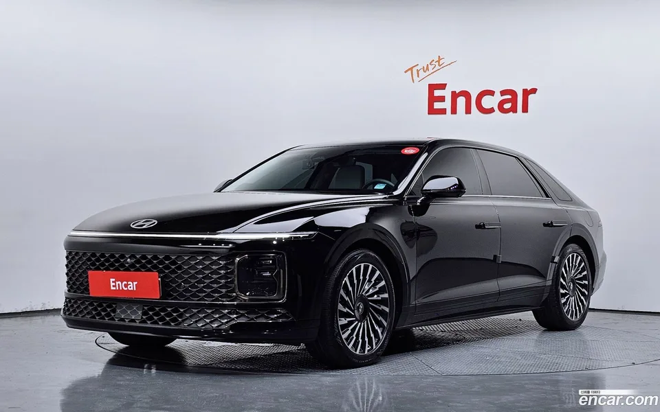 Hyundai Grandeur Hybrid 2023 — photo 1, buy with delivery to Moscow
