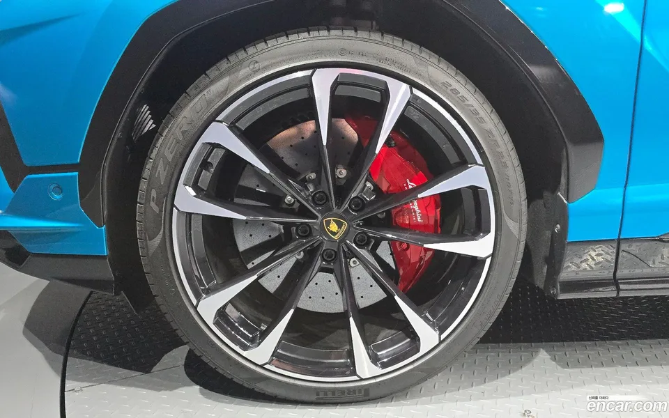 Lamborghini Urus 4.0 V8 S 2024 — thumbnail 2