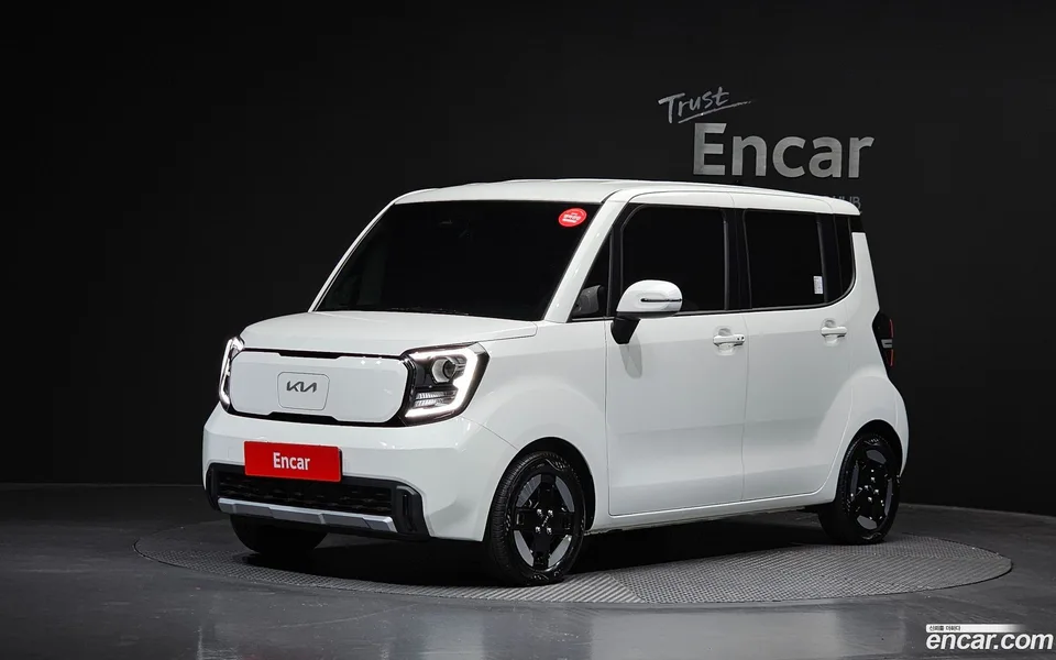 Kia Ray EV 2024 — photo 1, buy with delivery to Moscow