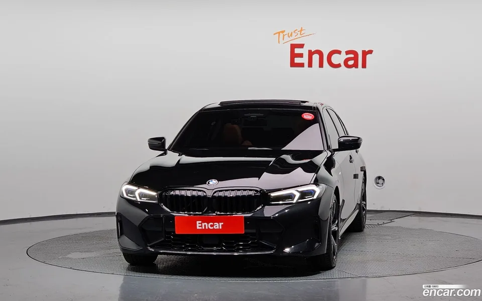 BMW 3 Series 320i M 2022 — thumbnail 3