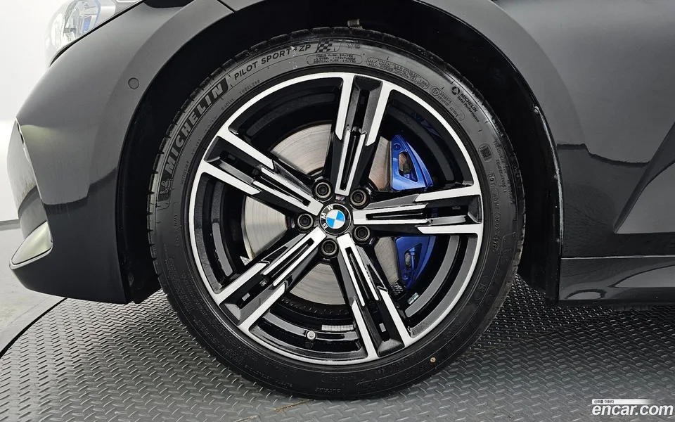 BMW 3 Series 320i M 2022 — thumbnail 5