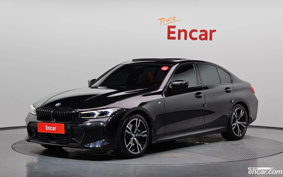 BMW 3 Series 320i M 2022 — photo 1, buy with delivery to Moscow