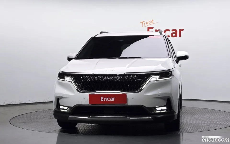 Kia Carnival 9 2022 — thumbnail 3