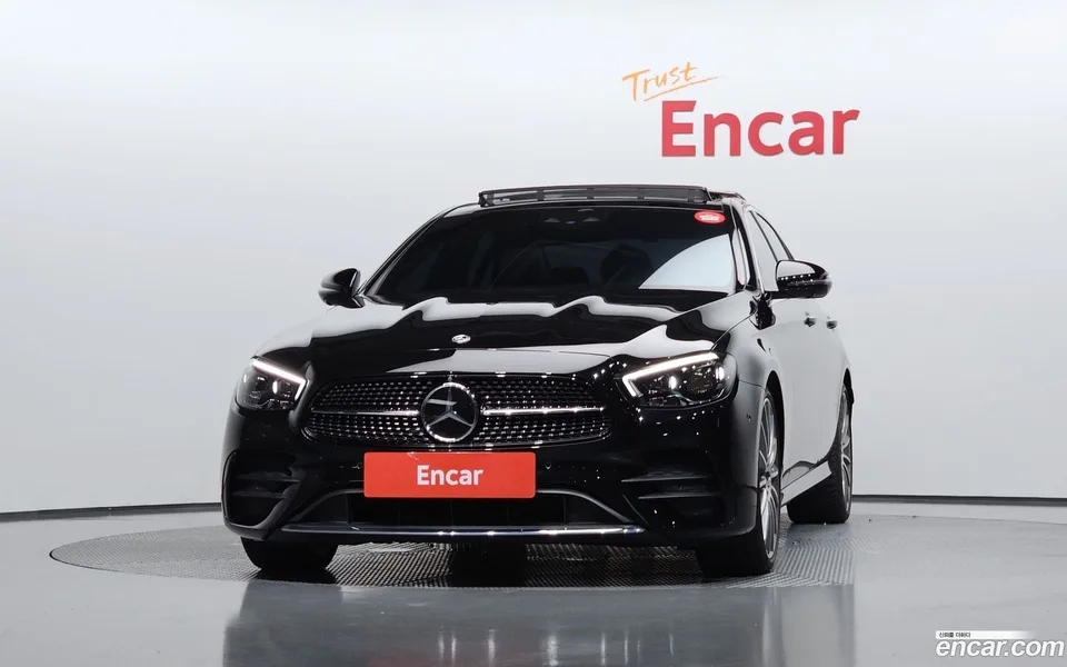 Mercedes-Benz E-Class E350 4MATIC AMG Line 2022 — thumbnail 3