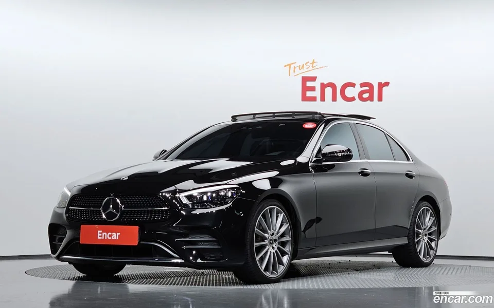 Mercedes-Benz E-Class E350 4MATIC AMG Line 2022 — photo 1, buy with delivery to Moscow