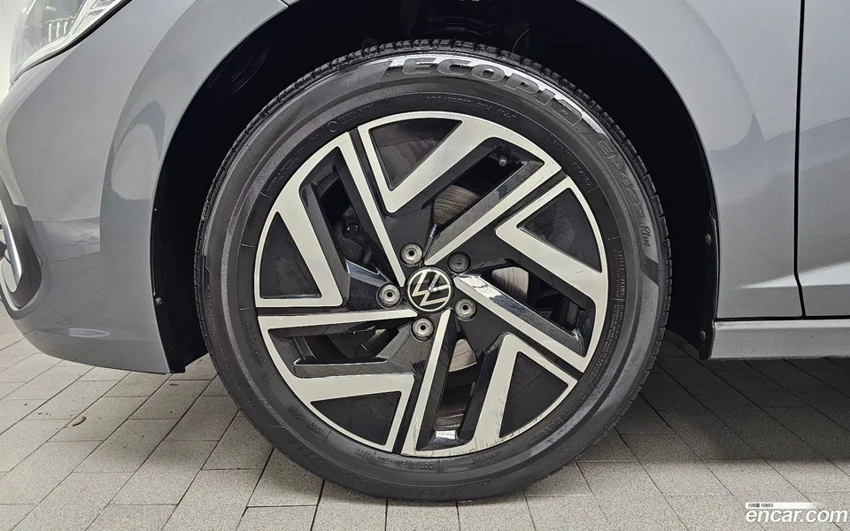 Volkswagen Jetta 1.5 TSI 2023 — thumbnail 5