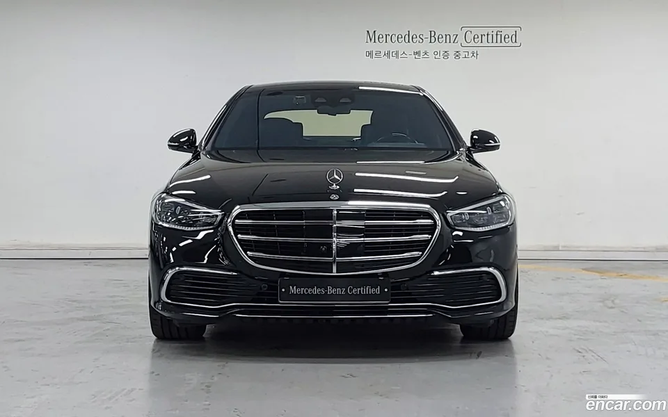 Mercedes-Benz S-Class S580L 4MATIC 2023 — thumbnail 3