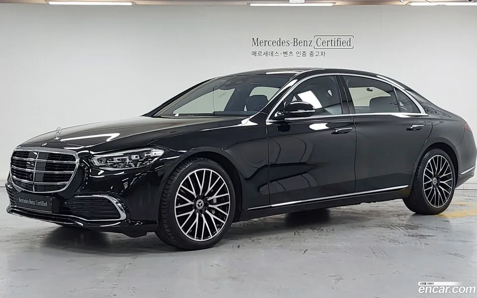 Mercedes-Benz S-Class S580L 4MATIC 2023 — photo 1, buy with delivery to Moscow