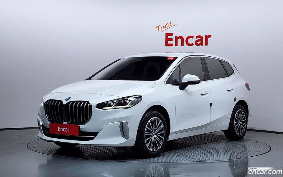 BMW 2 Series Active Tourer 220i 2023 — photo 1, buy with delivery to Moscow