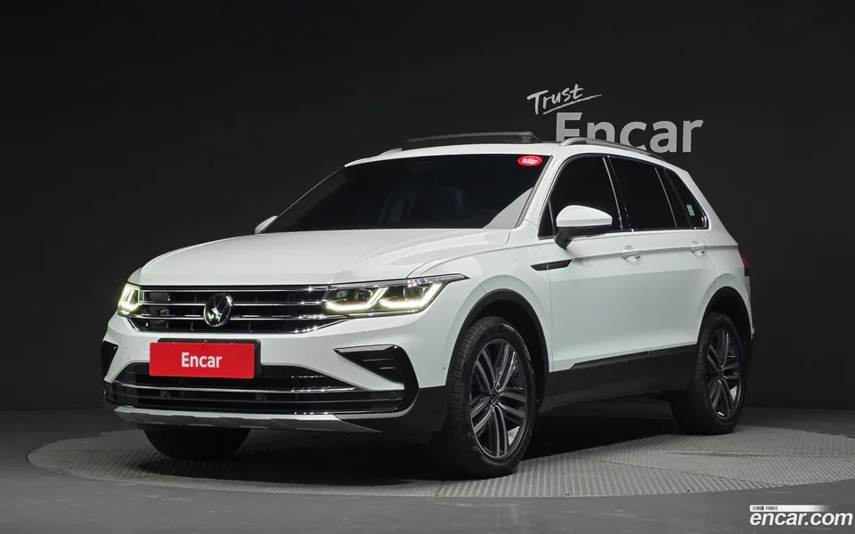 Volkswagen Tiguan 2.0 TDI 4 2023 — photo 1, buy with delivery to Moscow