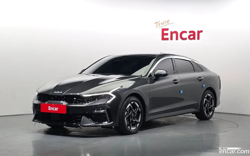 Kia K5 2.0 2024 — фото 1, купить с доставкой в Москву