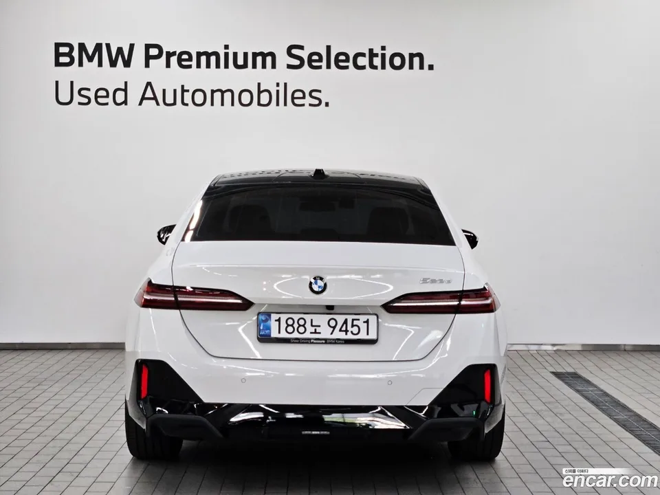 BMW 5 Series 523d M 2025 — thumbnail 4
