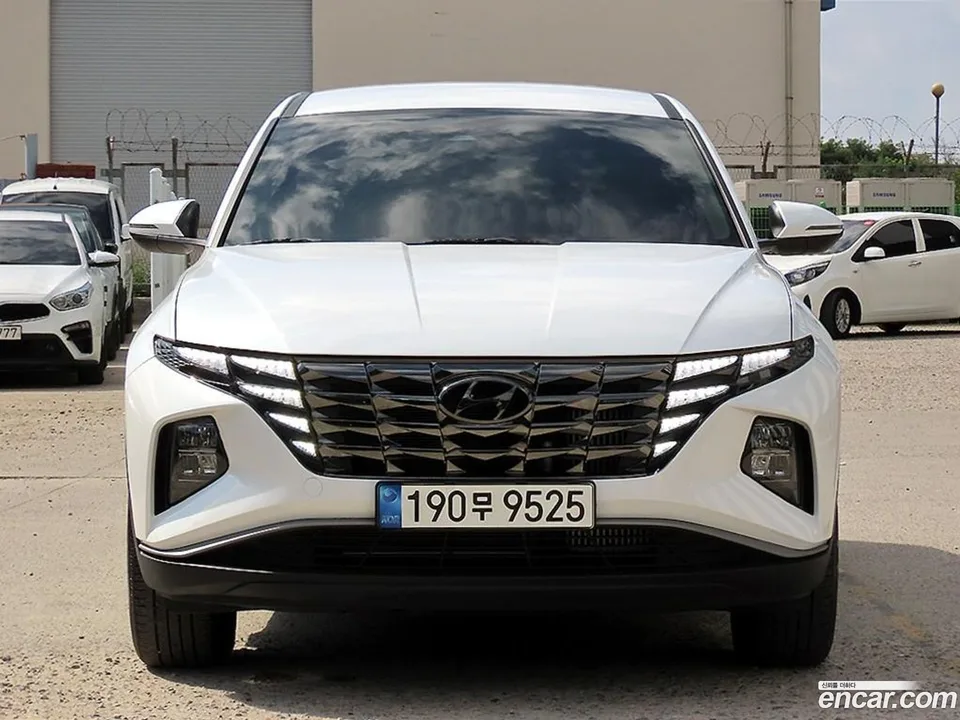 Hyundai Tucson 1.6 2WD 2023 — thumbnail 3