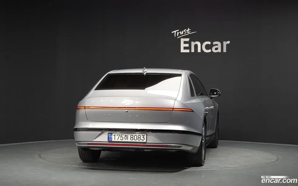 Hyundai Grandeur 2.5 2WD 2023 — thumbnail 4