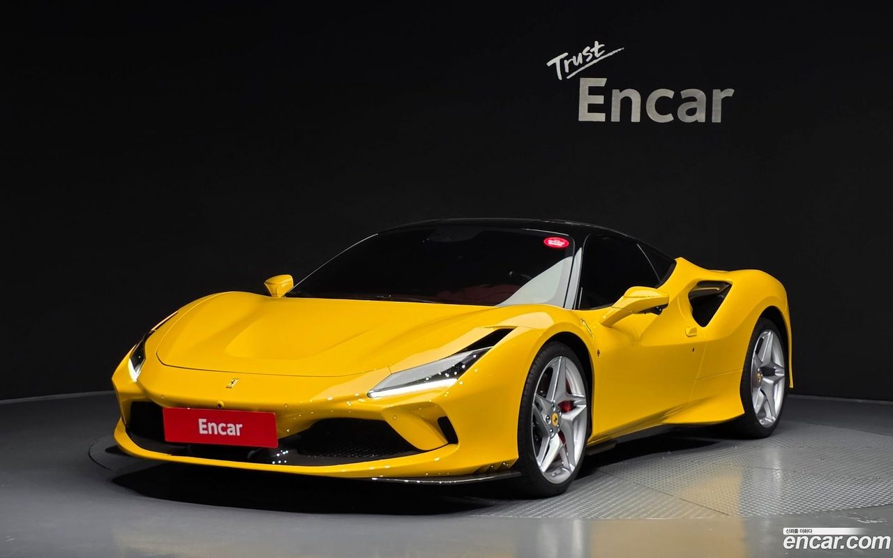 Ferrari F 8 Tributo 2022