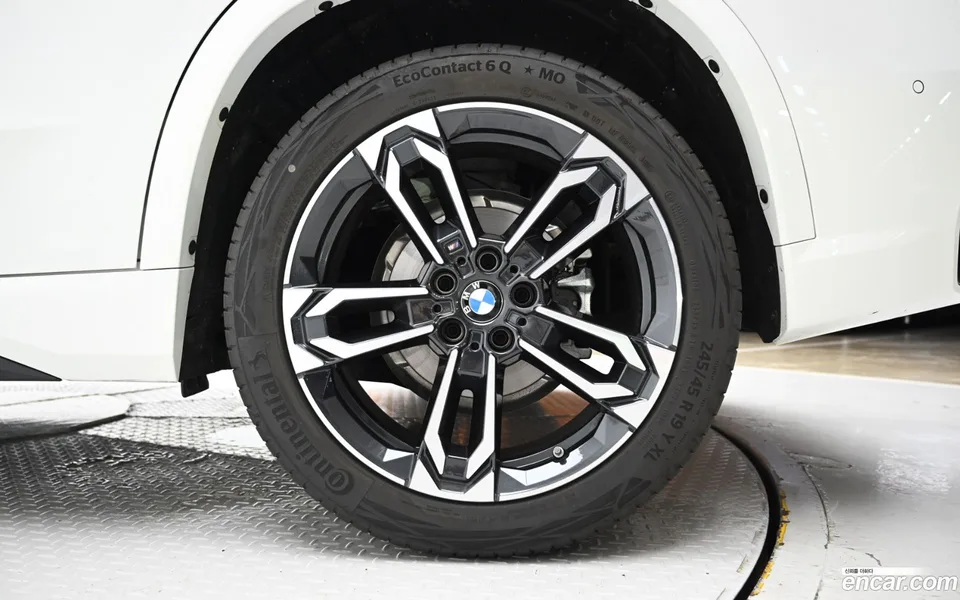 BMW X1 sDrive 18d M 2026 — thumbnail 5