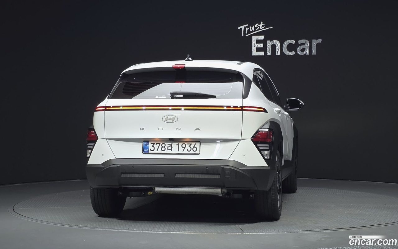 Hyundai Kona Hybrid 2025 — 4