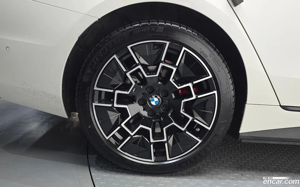 BMW i4 eDrive40 M 2025 — thumbnail 2