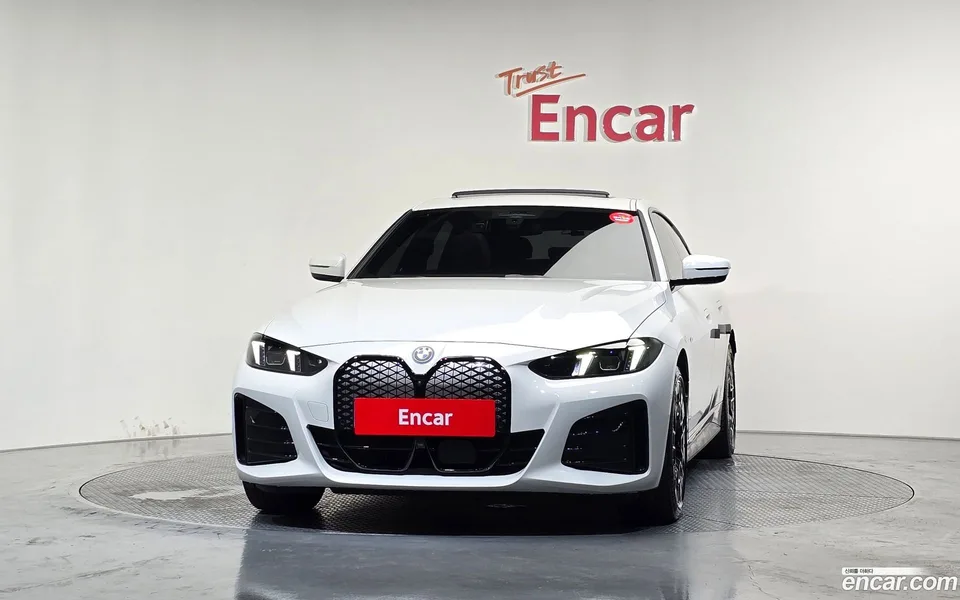 BMW i4 eDrive40 M 2025 — thumbnail 3