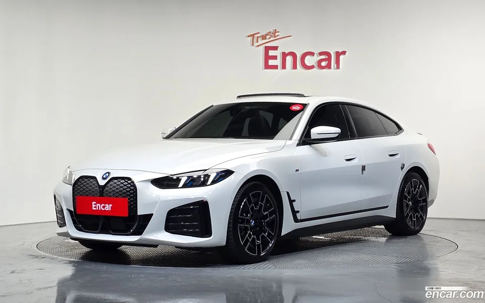 BMW i4 eDrive40 M 2025 — photo 1, buy with delivery to Moscow