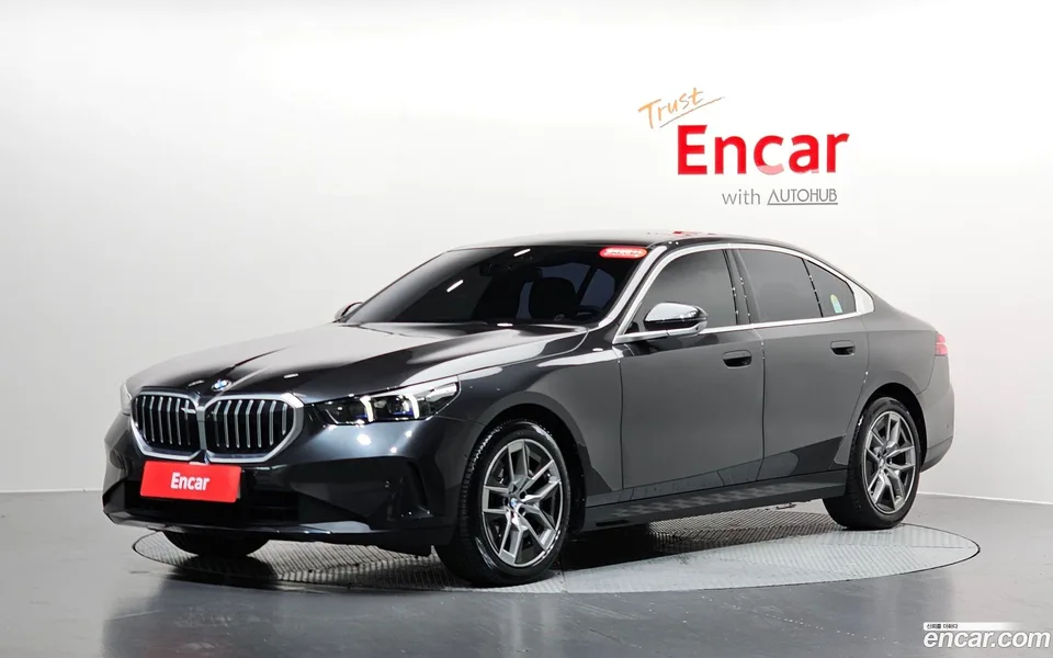 BMW 5 Series 2023