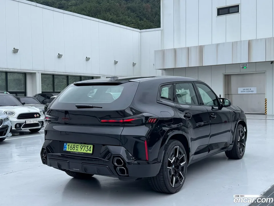 BMW XM 4.4 2025 — thumbnail 2
